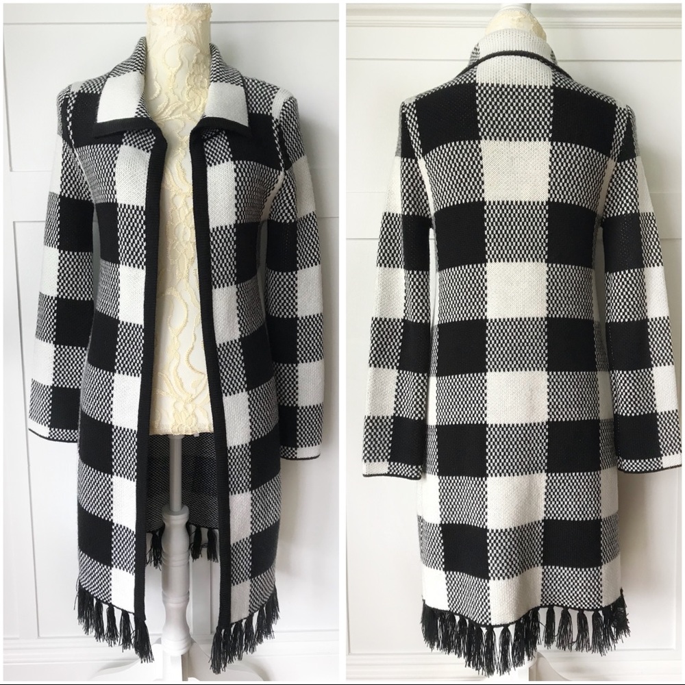 Cable & Gauge Buffalo Plaid w/Tassel Sweater Coat
